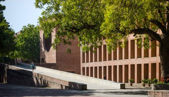 Consultancies dominate recruitment from India's IIM colleges