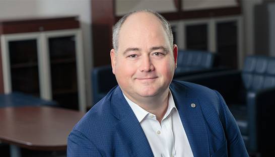 McKinsey alumnus Andrew Irvine leads NAB's largest division
