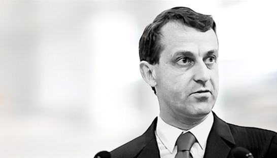Stephane Ulcakar joins Arthur D. Little's financial services practice