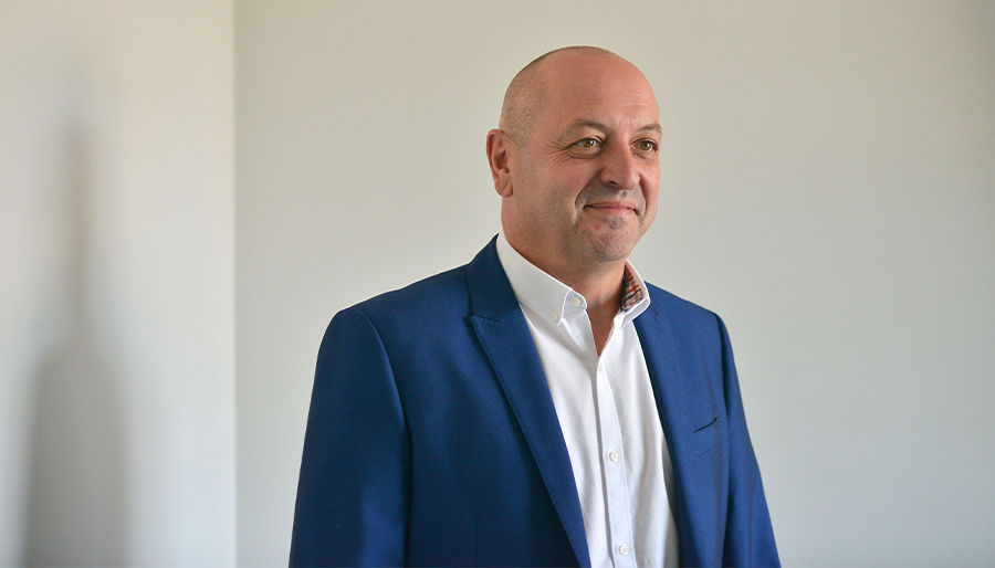 Leonard Curtis appoints Colin Mills as first director of data